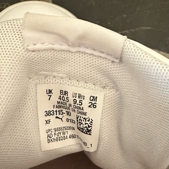 PUMA Vikky v3 Women’s Sneakers size 9.5 - Picture 6 of 6